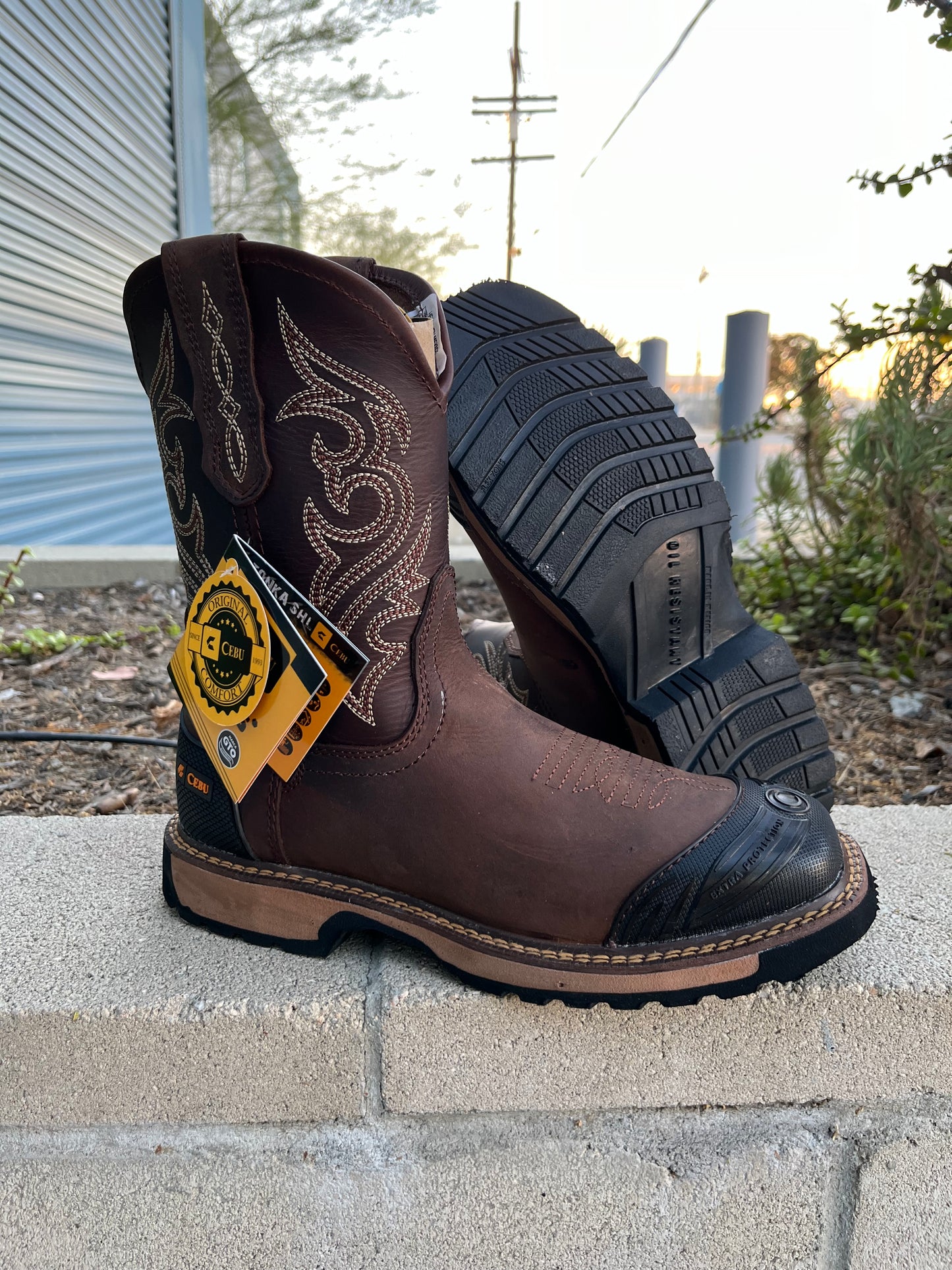 Men’s Cebu Rodeo Square Toe “TUCSON” Pull On Soft Toe Work Boot