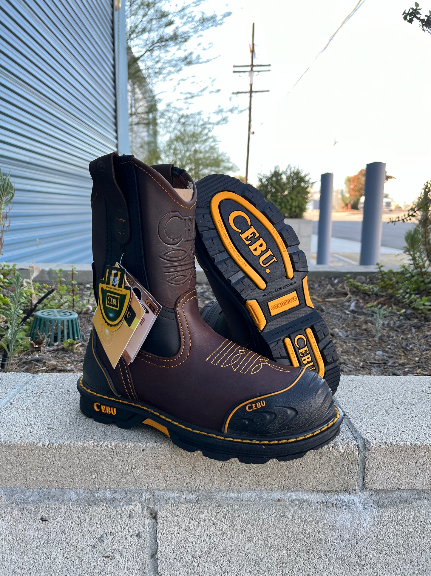 Men’s Cebu “FARMER” Brown Pull Up 10” Steel Toe Work Boot