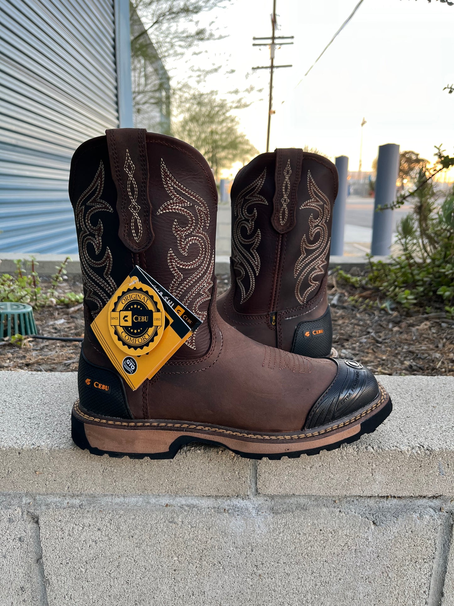 Men’s Cebu Rodeo Square Toe “TUCSON” Pull On Soft Toe Work Boot